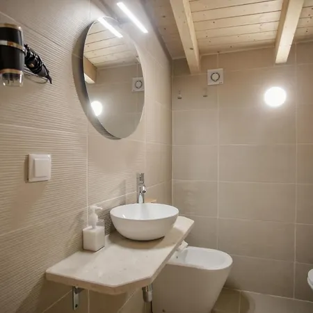 Patio House Couette-café 4*