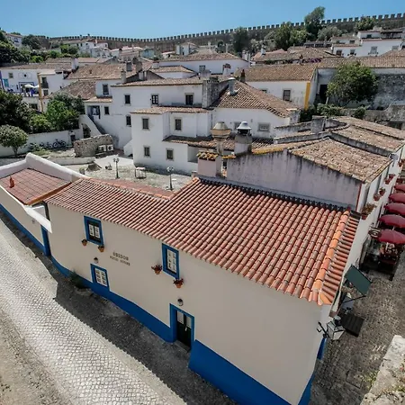 Patio House Frühstückspension Óbidos