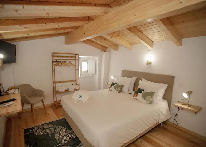 Oda ve Kahvaltı Patio House