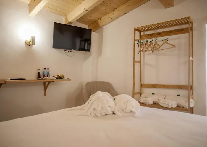 Oda ve Kahvaltı Patio House 4*